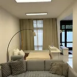 Stadtsuite Mit Sauna In 135 M2