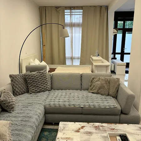 Stadtsuite Mit Sauna In 135 M2 * Vídeňské Nové Město
