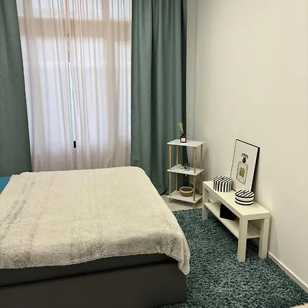 Stadtsuite Mit Sauna In 135 M2 Apartmán Vídeňské Nové Město