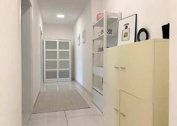 Stadtsuite Mit Sauna In 135 M2 * Wiener Neustadt